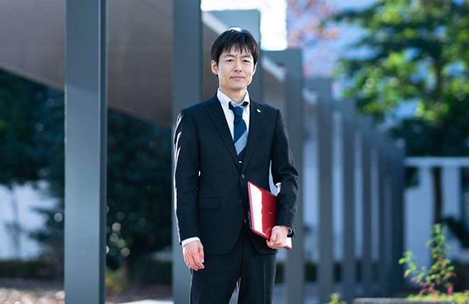 Takumi Tandou, a researcher at Hitachi